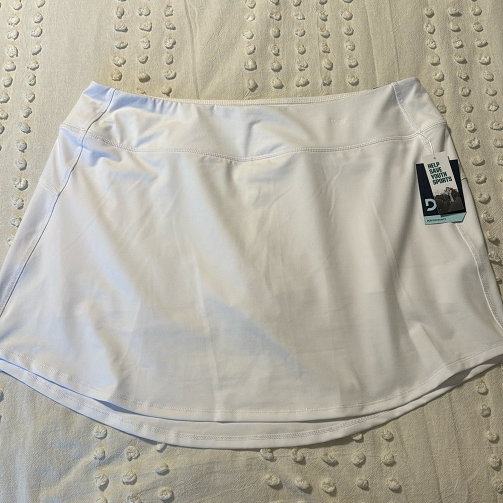 NWT DSG Dicks Sporting Goods Performance Mid Rise skort, pure white, sz 2X